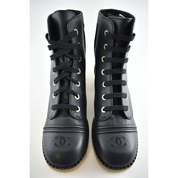 Chanel 20P Black Calfskin Leather CC Combat Lace Up Biker Ankle Short Boots 42 - Picture 4 of 9